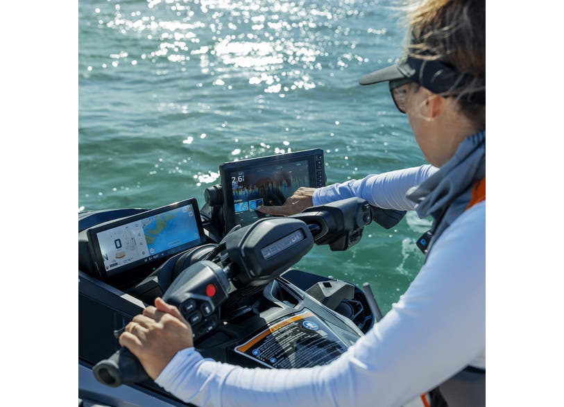 *NEW* Garmin ECHOMAP™ UHD2 9'' sv GPS