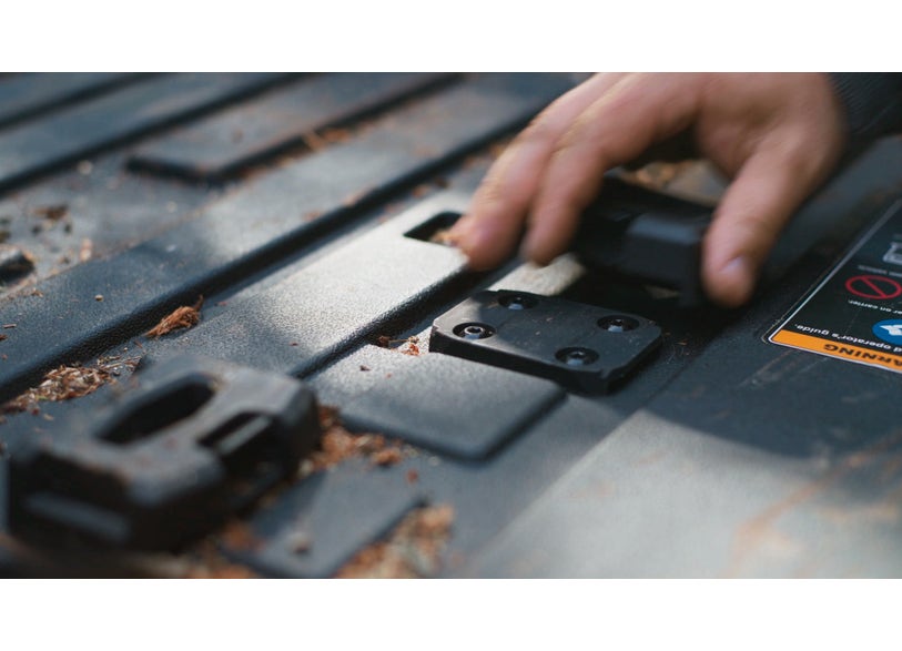 Can-Am LinQ Sliding Base Installation Kit