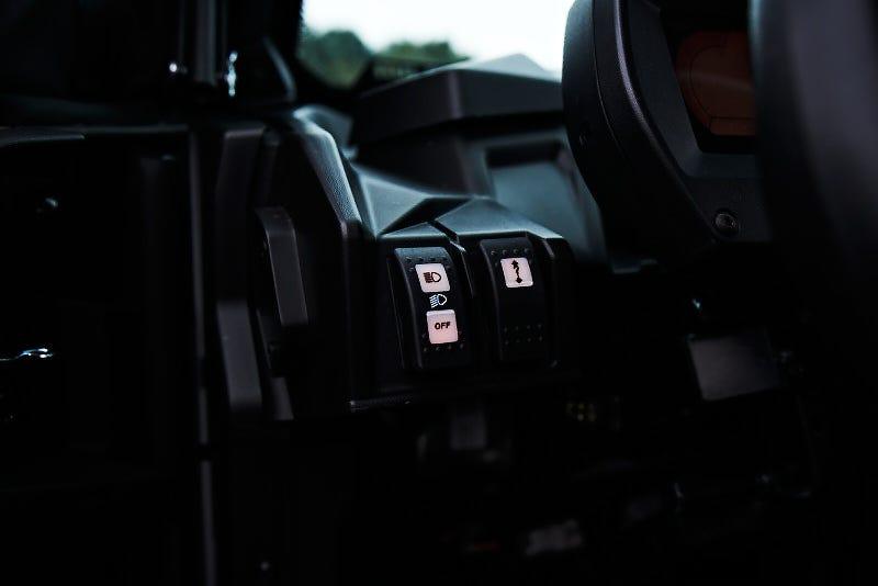 3.5″ (9 cm) LED Flood Lights (2 x 14 W) - Factory Recreation