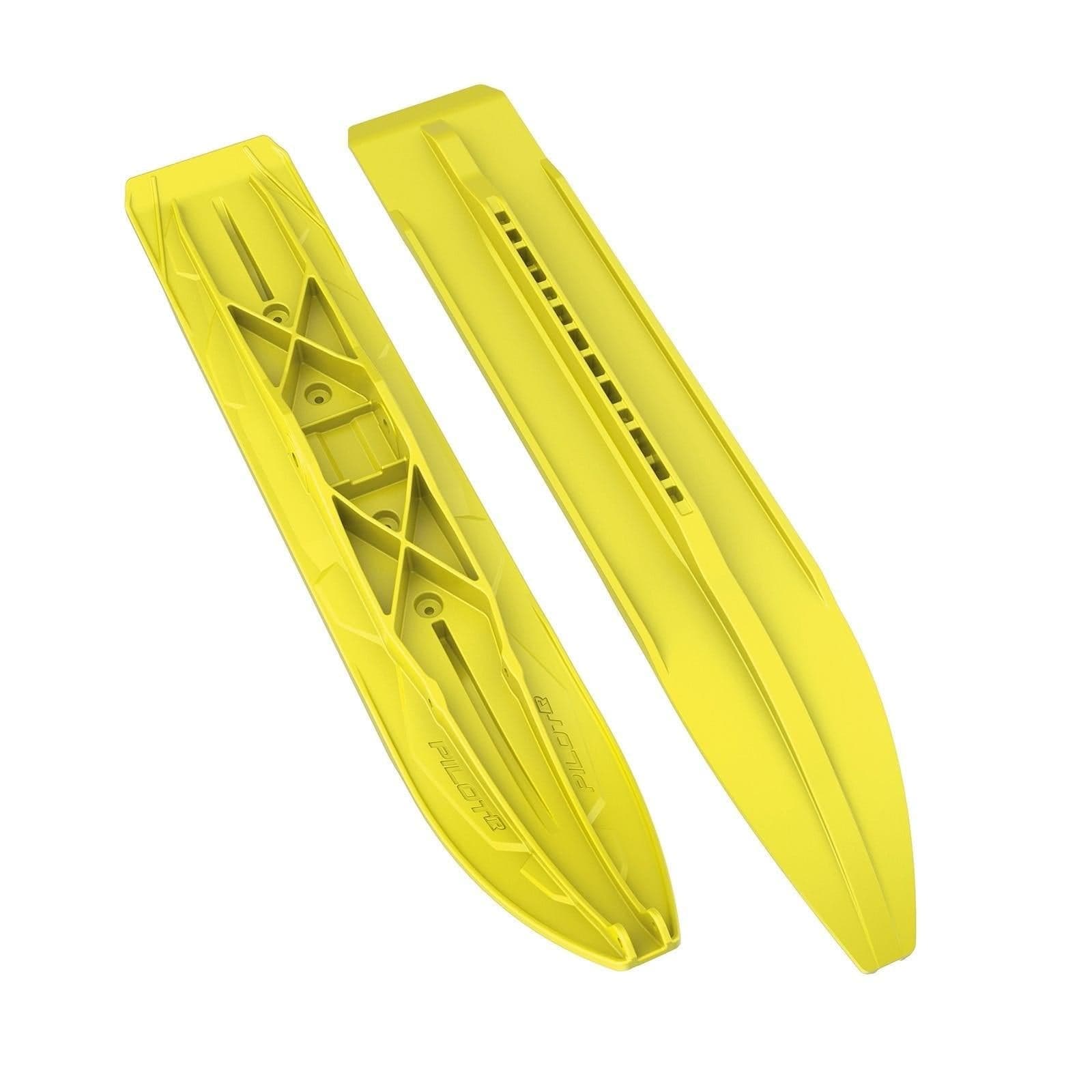 Pilot R Ski - Factory Recreation